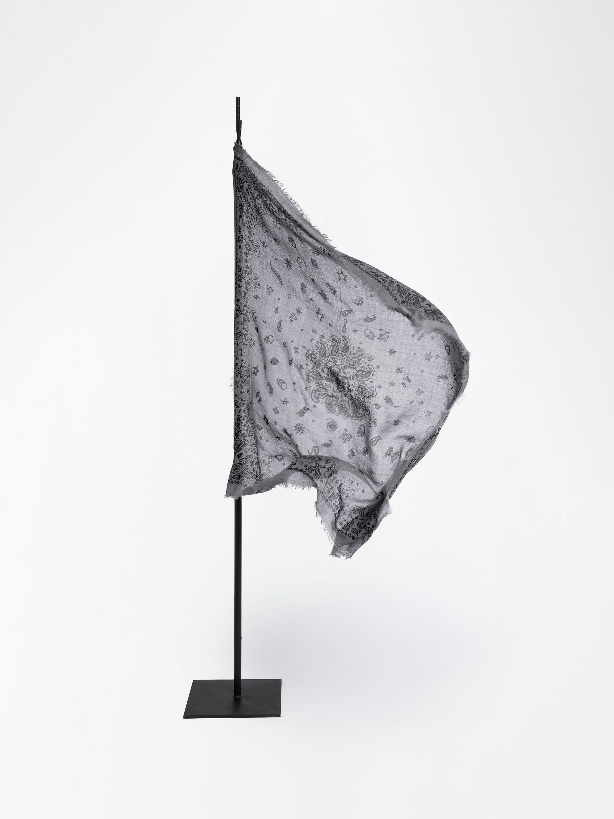 Nuage Bandana Scarf - Feather cashmere scarf with bandana print.